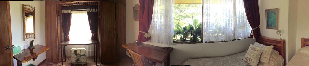 Chalet Nicholas Bed & Breakfast Nuevo Arenal Bagian luar foto