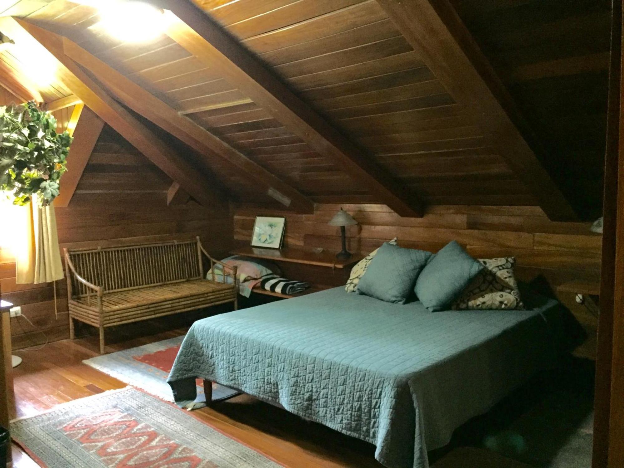 Chalet Nicholas Bed & Breakfast Nuevo Arenal Bagian luar foto